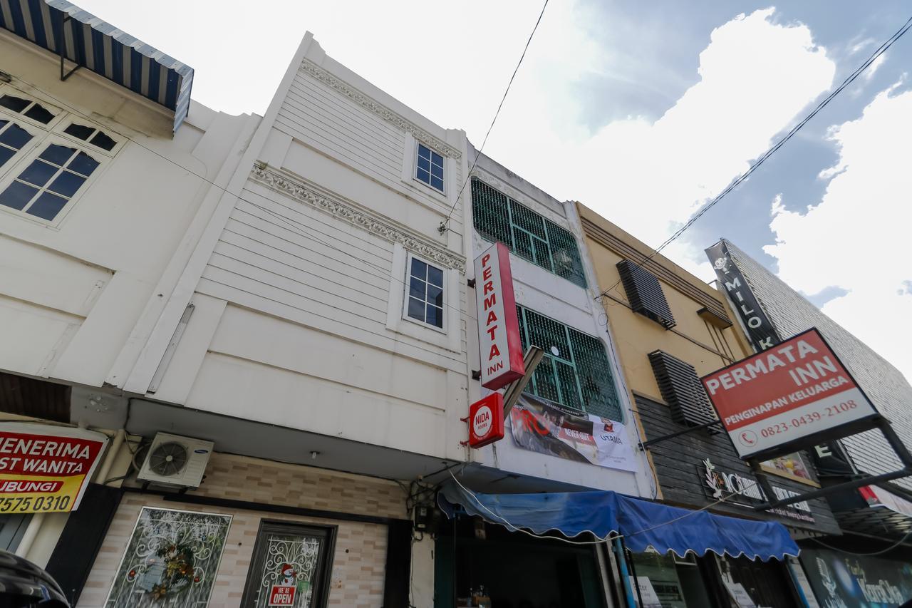 Reddoorz Near Maimun Palace Medan Exterior photo