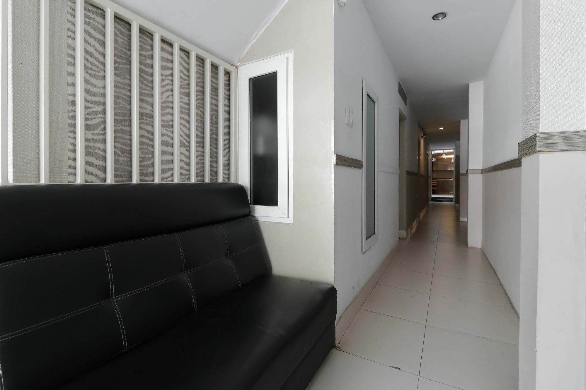 Reddoorz Near Maimun Palace Medan Exterior photo
