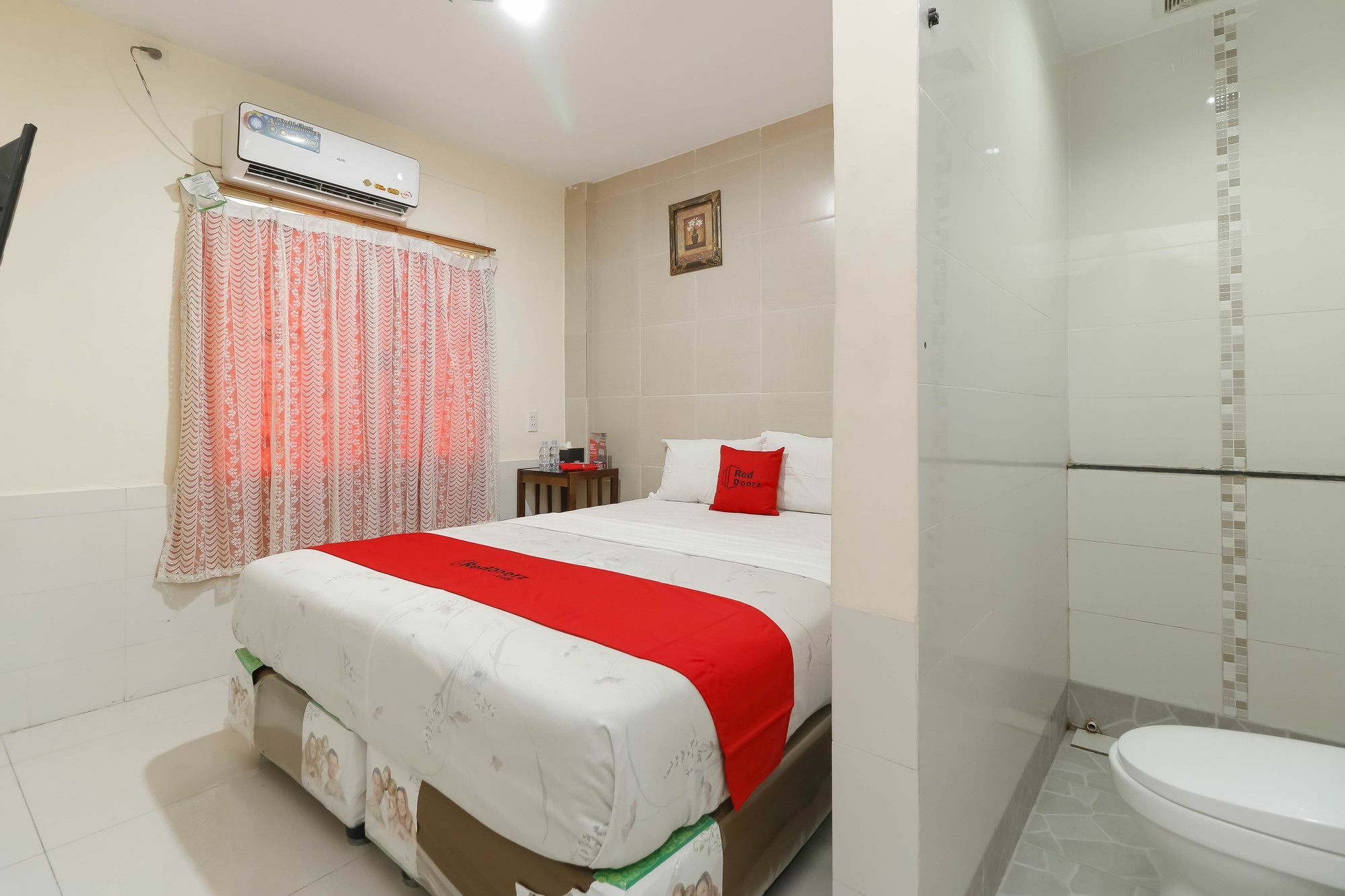 Reddoorz Near Maimun Palace Medan Exterior photo